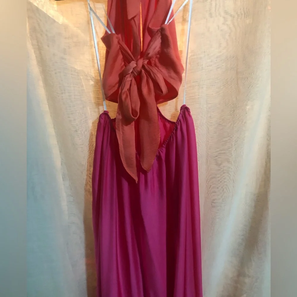 Color Block Halter Maxi Dress in Hot Pink & Orange - Size: Medium - Brand: Aakaa - Picture 4 of 11